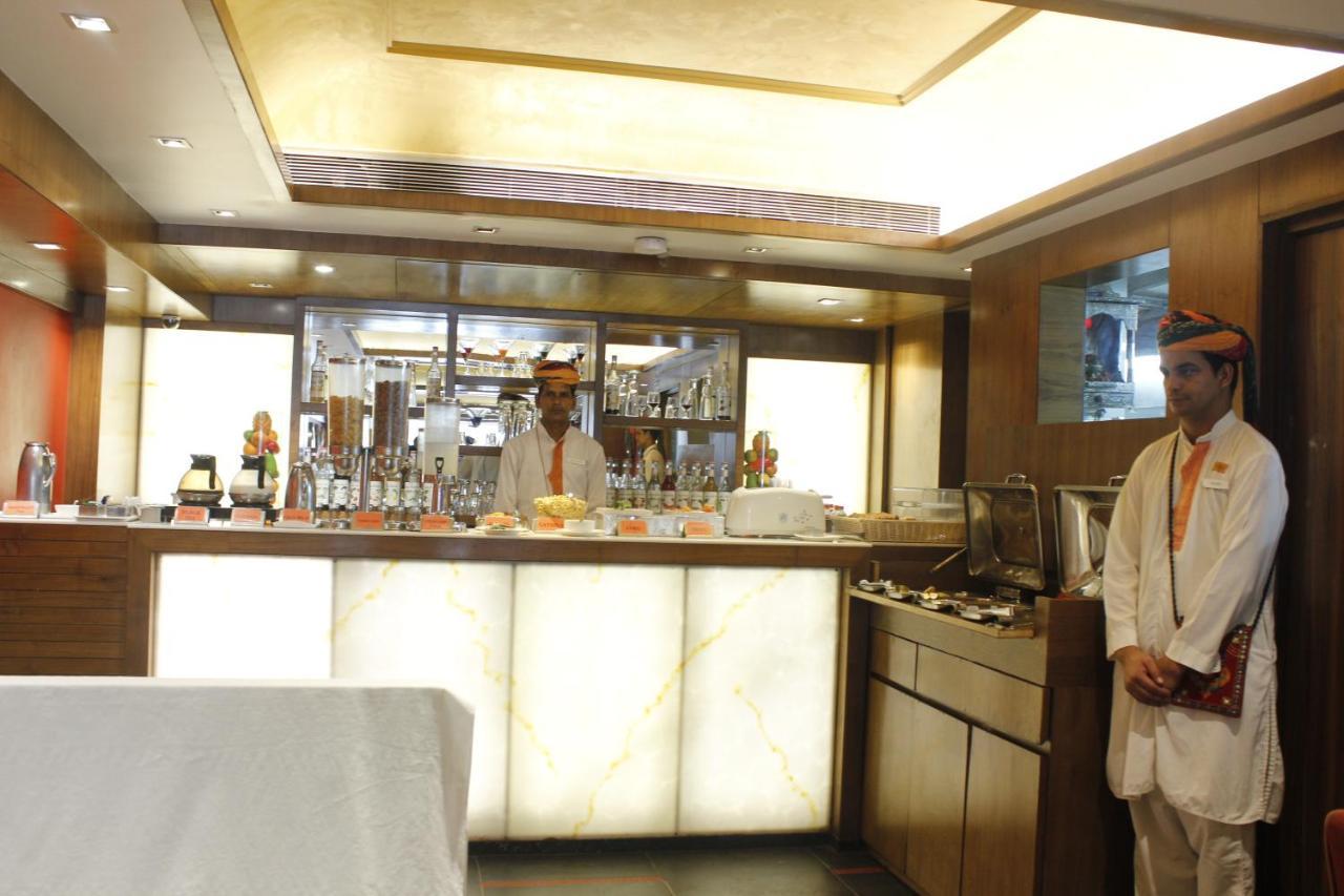 Hotel Swati Delhi  Eksteriør bilde