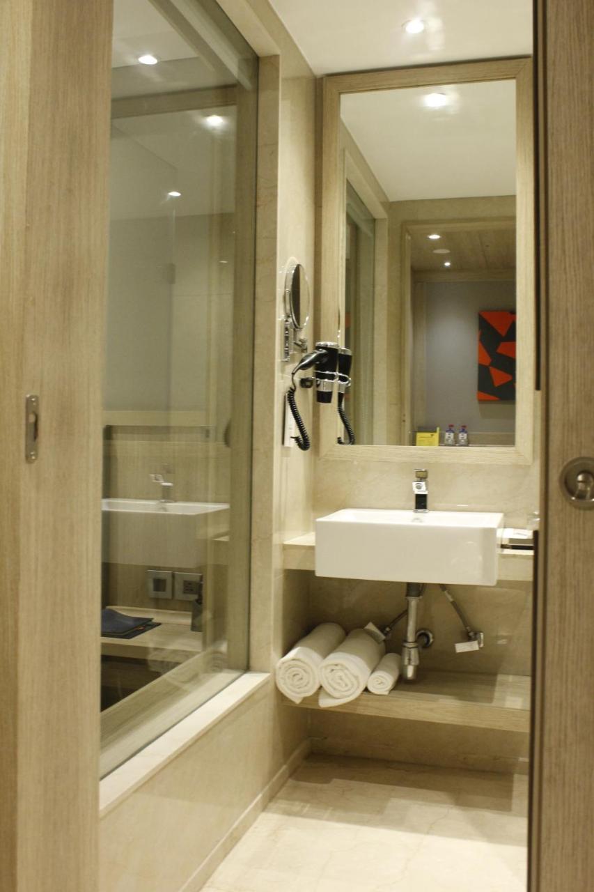 Hotel Swati Delhi  Eksteriør bilde